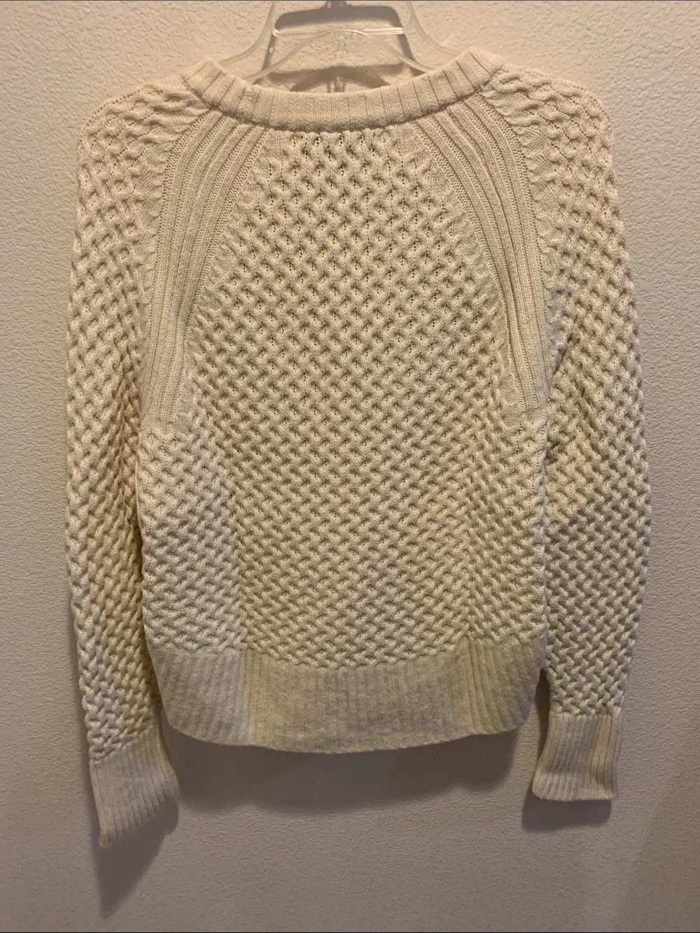 Banana Republic soft cable